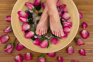 Prices and Treatments. FOOTMASSAGE